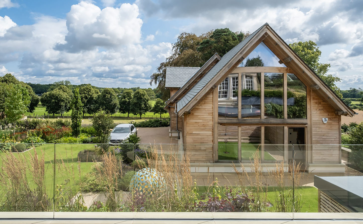 Parker Oak Image ofOAK FRAMED LEISURE GARAGE